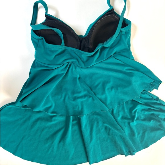 MagicSuit Bathing Suit Top - Compression - Picture 3 of 6